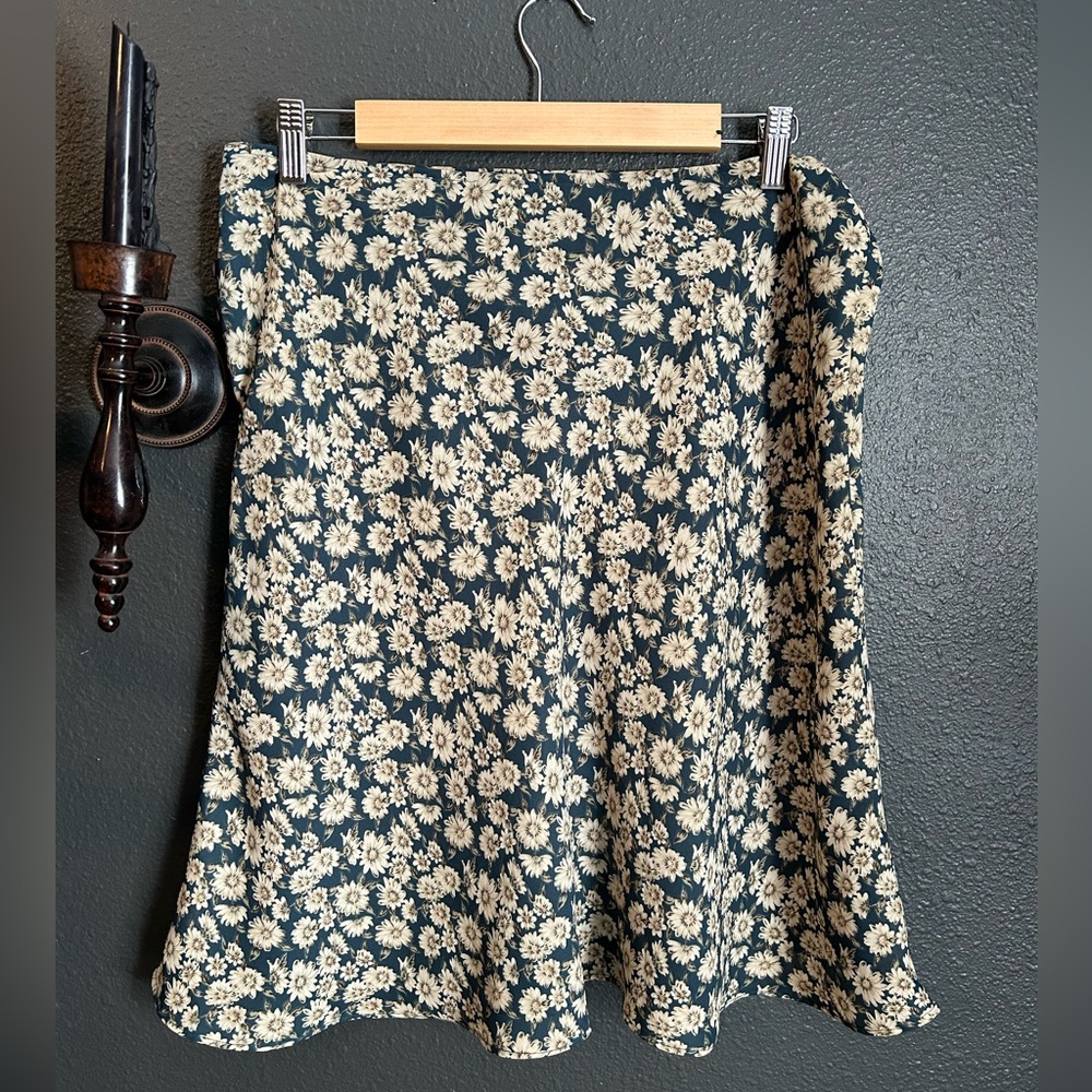 Vintage Express Floral A-Line Skirt in Navy and Cream